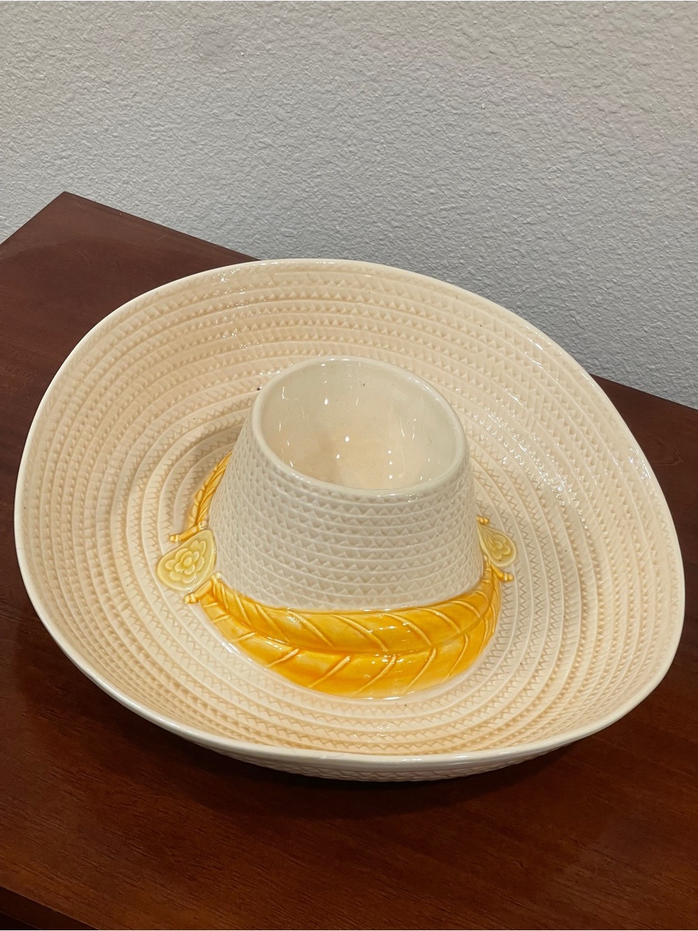 Ceramic Hat-Shaped Serving Bowl in Cream with Yellow Accent